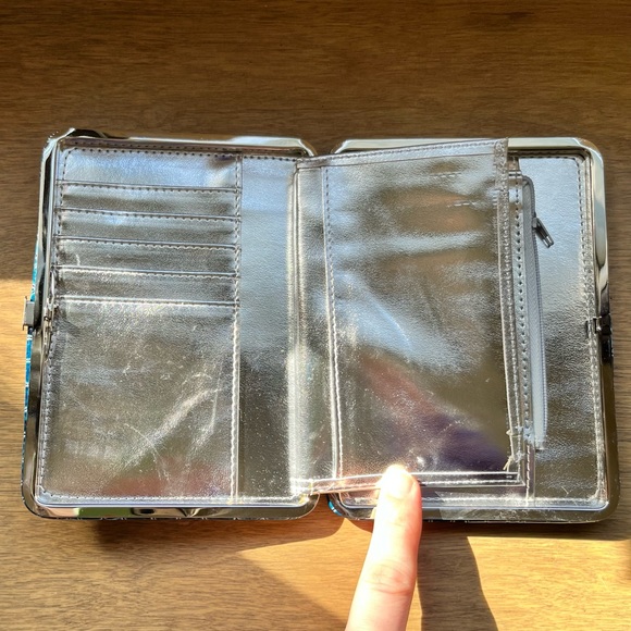 Beautiful blue faux croc wallet with silver clasp. - Picture 9 of 9